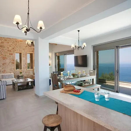 Thea Thalatta Villa Tsoukaládhes