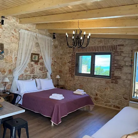 Thea Thalatta Villa Tsoukaládhes