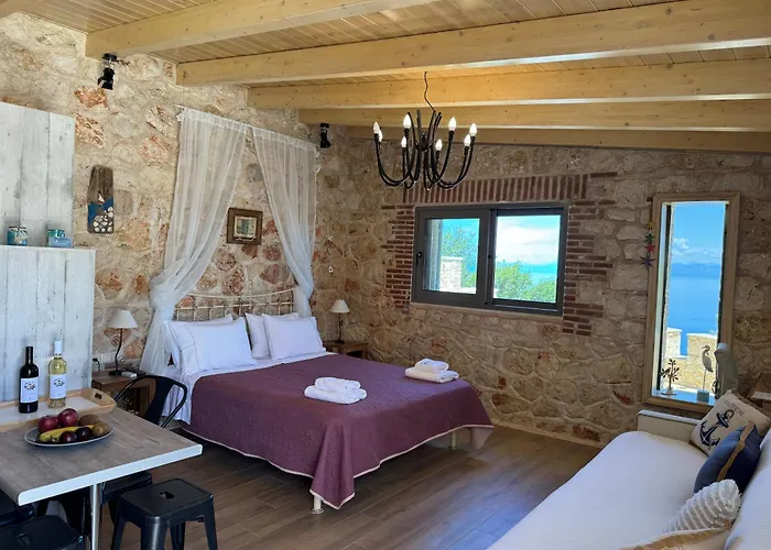 Thea Thalatta Villa Tsoukaládhes